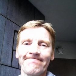 Молодой, послушный парень ищет взрослую девушку в Иванове Молодой, послушный парень ищет взрослую девушку в Иванове