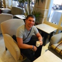 Молодой парень ищет взрослую даму в Иванове Молодой парень ищет взрослую даму в Иванове