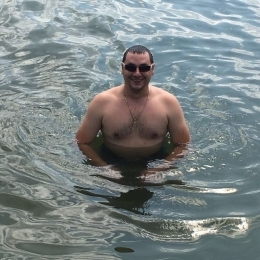 Парень, ищу девушку для оральных ласк Парень, ищу девушку для оральных ласк